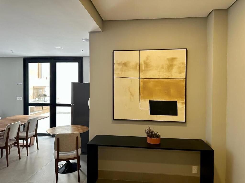 Apartamento No Metro Belem/ar Condicionado *
